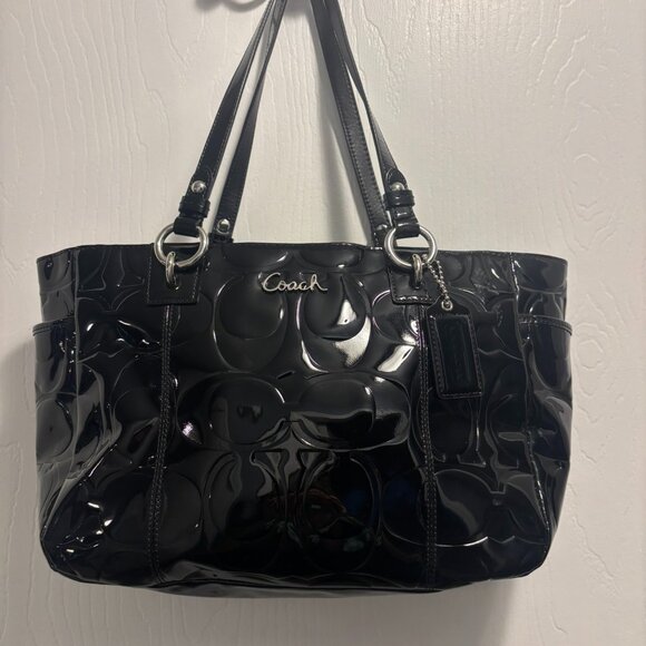 Coach F17728 Patent Leather Gallery Tote Black Embossed Signature Shoulder Bag - Picture 1 of 10
